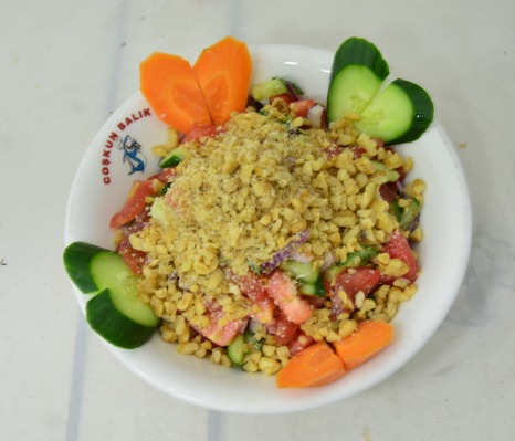 Erzincanlı Coşkun Balık gavurdağı salatası